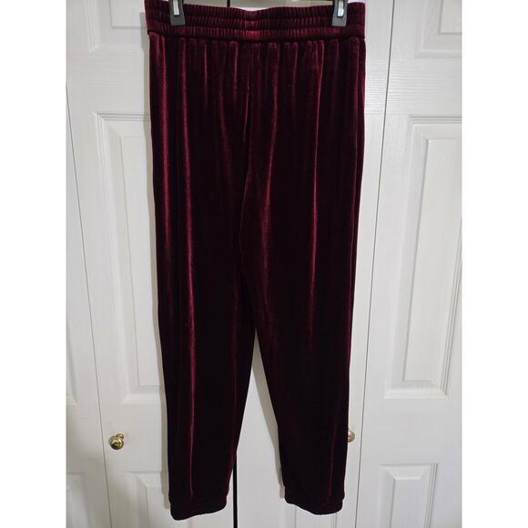 Skies are blue medium women's maroon wine velvet joggers new with tags - Picture 4 of 10